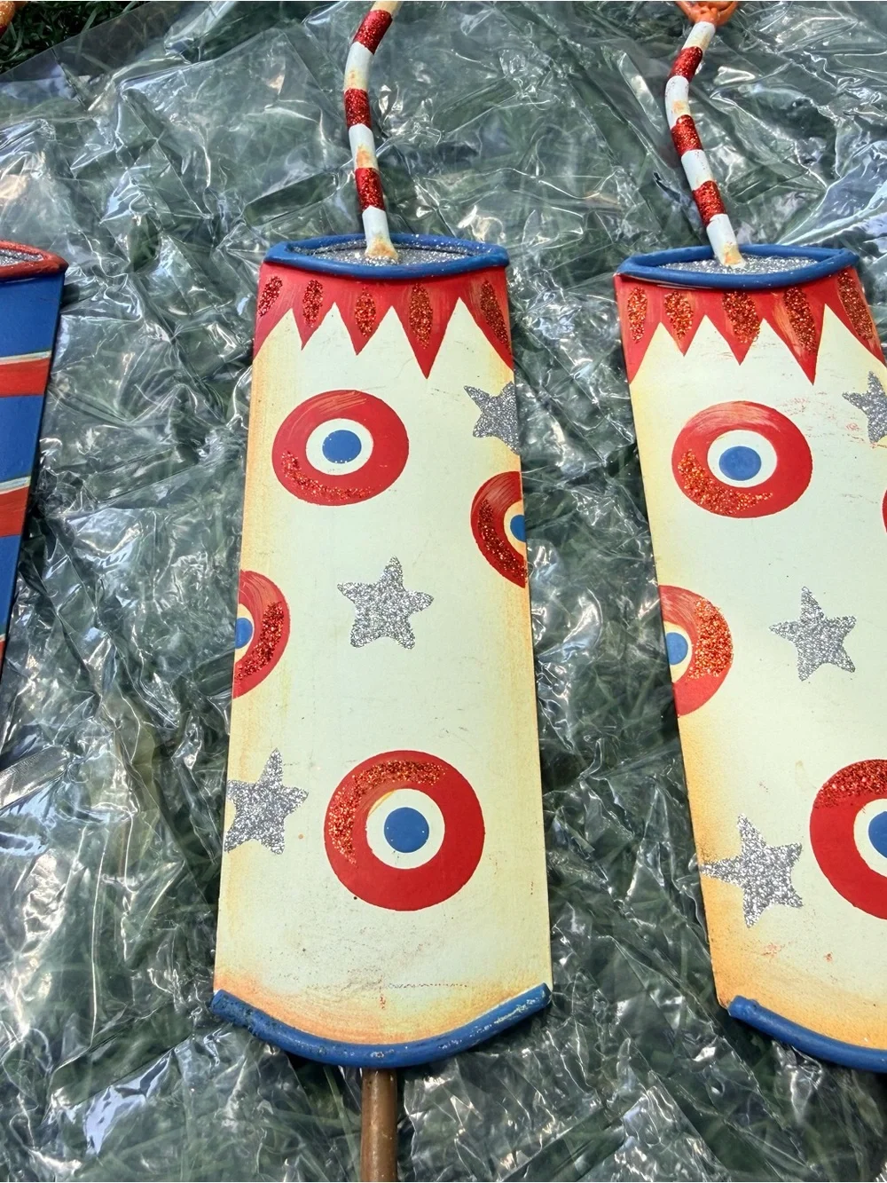 Collectable Pier 1 Firework Garden Stakes BN Perfect for 4th of July!